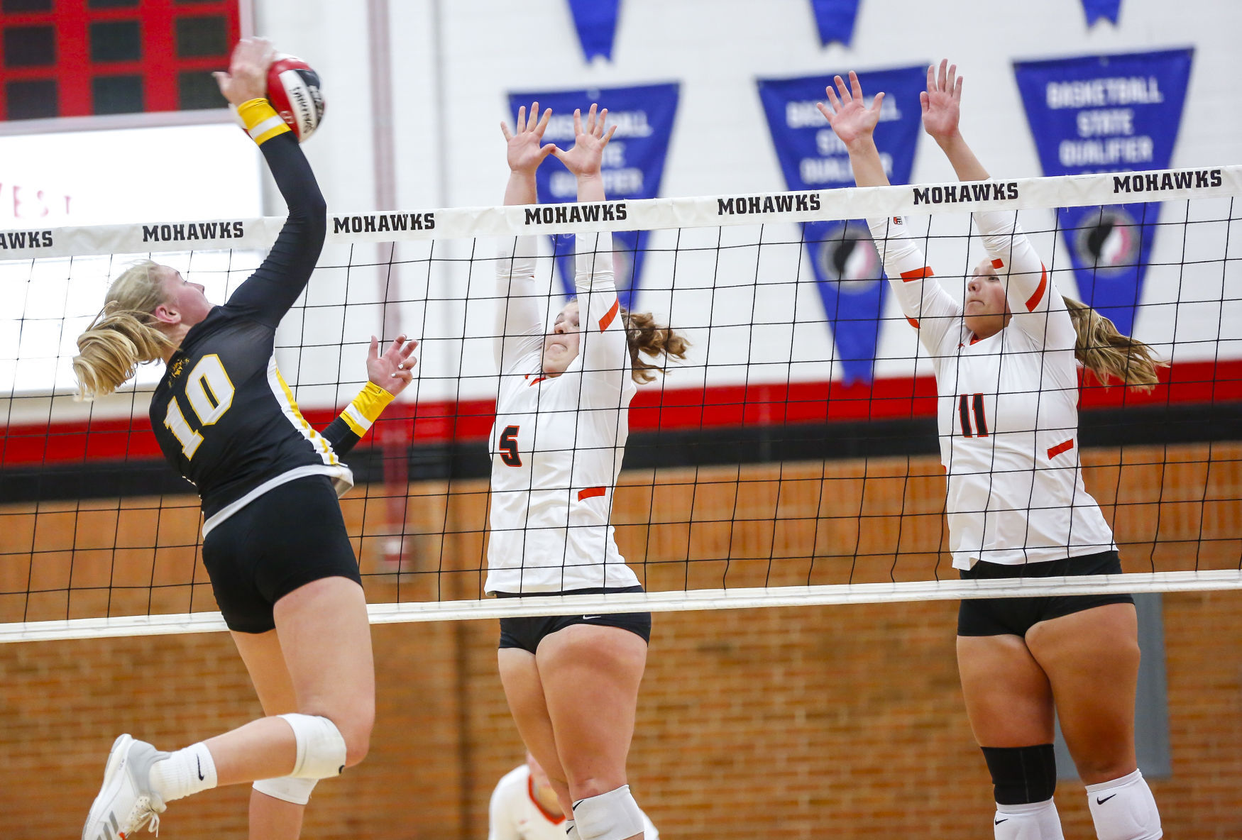 Mason City VBall Triangular 18